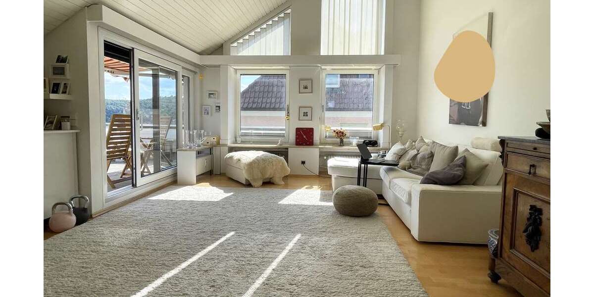 Etagenwohnung Stuttgart Hölderlinplatz - 4 Zimmer, 125 m&sup2;, 2.000&euro; | Angebot:27171940
