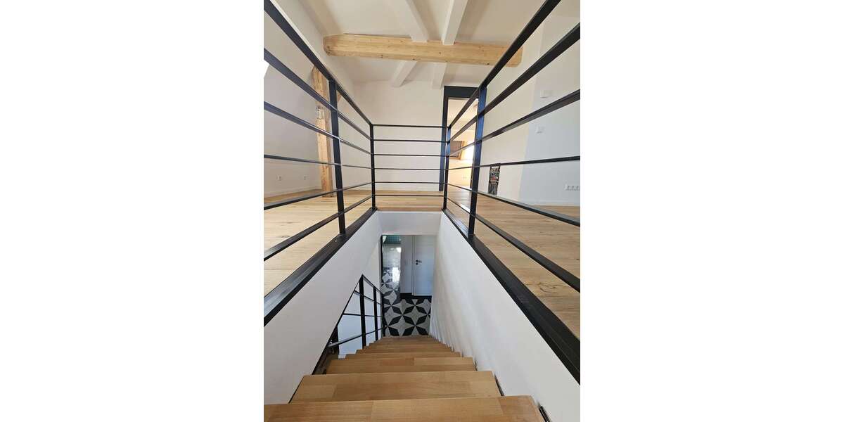 Etagenwohnung Stuttgart Stuttgart-West - 4 Zimmer, 97 m&sup2;, 1.850&euro; | Angebot:27002608