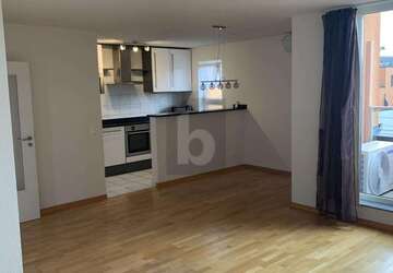 Wohnung Stuttgart Stuttgart-Nord Nord - 4 Zimmer, 100 m&sup2;, 1.800&euro; | Angebot:27273186