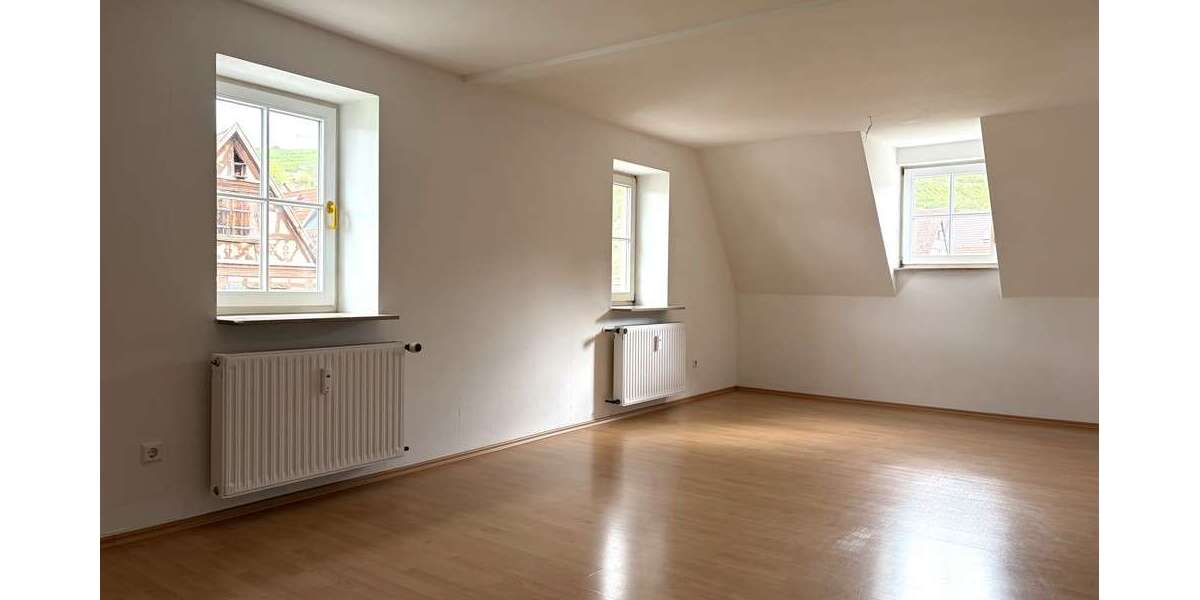 Etagenwohnung Mundelsheim - 3 Zimmer, 65 m&sup2;, 850&euro; | Angebot:27269098