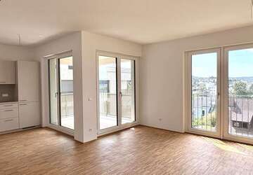 Wohnung Leonberg - 3 Zimmer, 80 m&sup2;, 1.529&euro; | Angebot:25193765