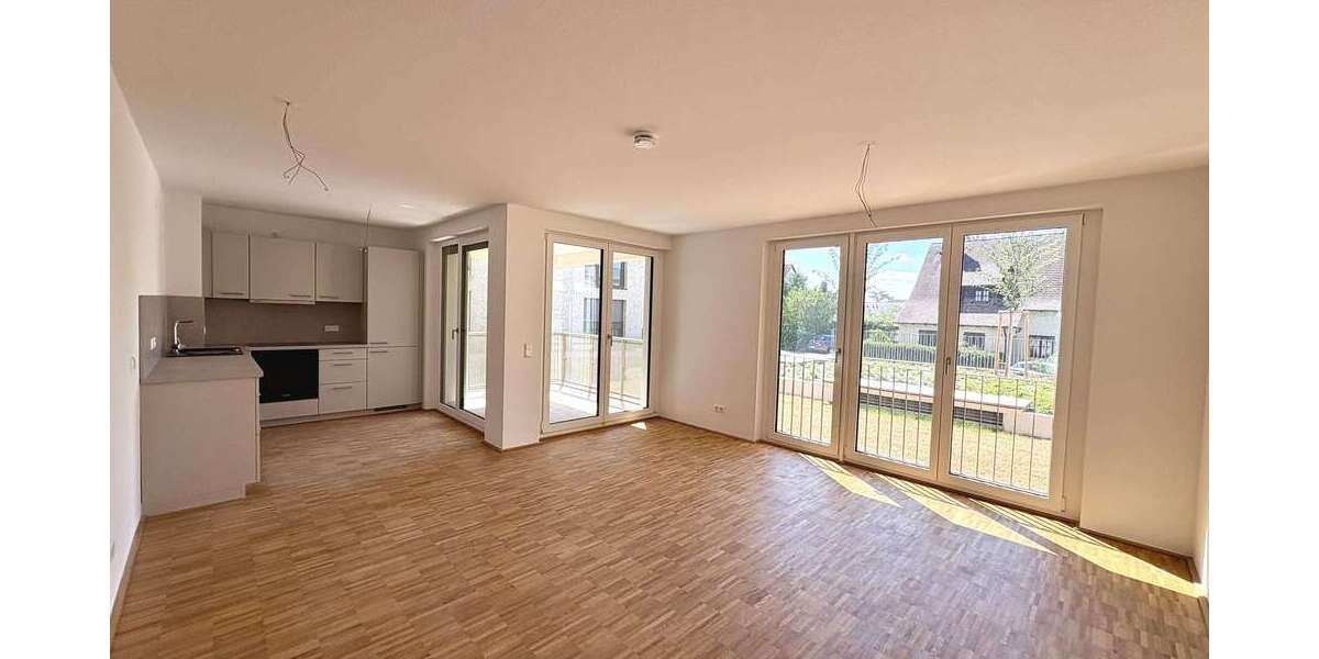 Etagenwohnung Leonberg - 3 Zimmer, 82 m&sup2;, 1.526&euro; | Angebot:25193772