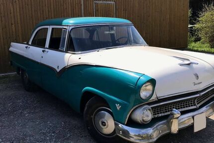 Ford Fairlane 140.000 km 11.999 &euro; Stuttgart 70439
