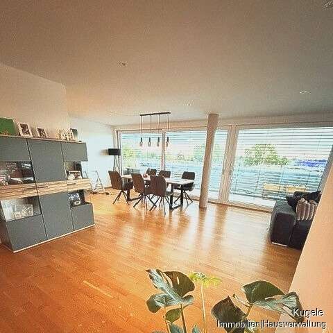 Etagenwohnung Sindelfingen-Maichingen Maichingen - 3 Zimmer, 117 m&sup2;, 1.560&euro; | Angebot:27305252