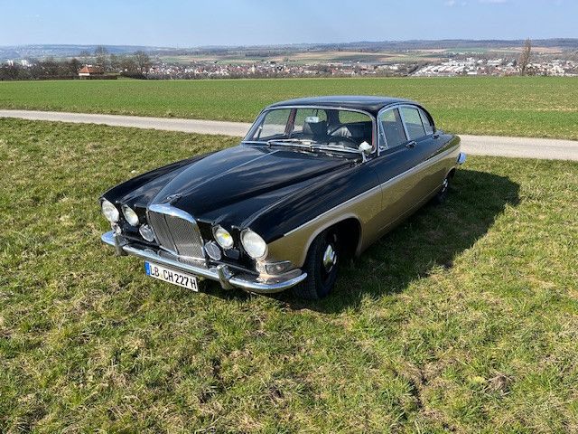 Jaguar Andere 91.746 km 53.500 &euro; Marbach am Neckar 71672