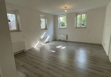 Wohnung Esslingen - 3 Zimmer, 74 m&sup2;, 915&euro; | Angebot:27091784
