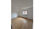 Etagenwohnung Stuttgart Mühlhausen - 3 Zimmer, 67 m&sup2;, 1.100&euro; | Angebot:26291794