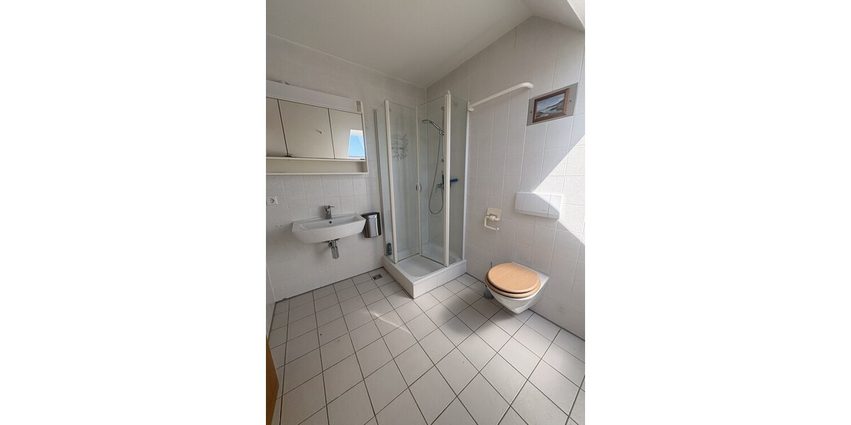 Dusche 2. DG