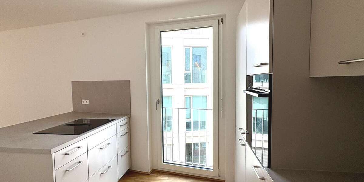 Etagenwohnung Leonberg - 3 Zimmer, 85 m&sup2;, 1.580&euro; | Angebot:25193798
