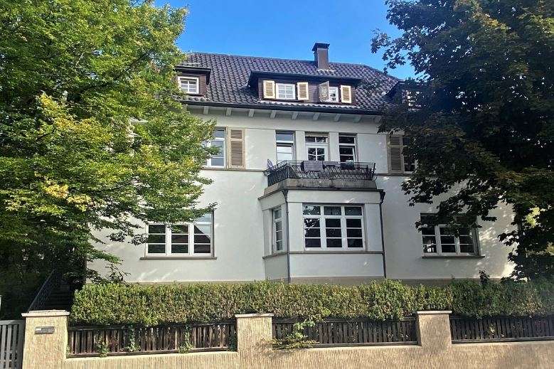 Etagenwohnung Esslingen Oberesslingen - 4 Zimmer, 124 m&sup2;, 1.600&euro; | Angebot:25400338