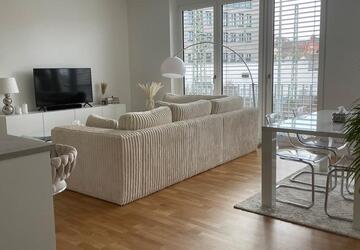 Wohnung Schorndorf - 2 Zimmer, 82 m&sup2;, 1.150&euro; | Angebot:25570111